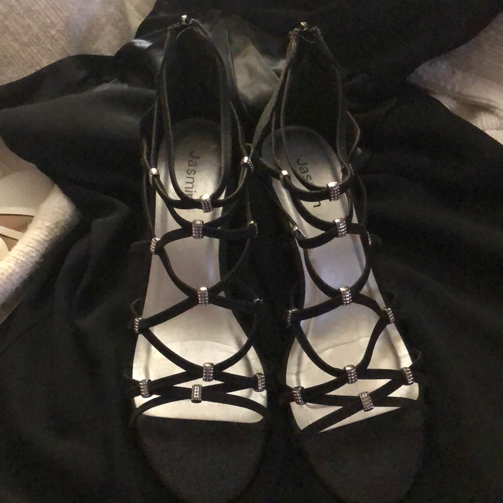 Beautiful black dress shoes size 9 - Picture 2 of 8